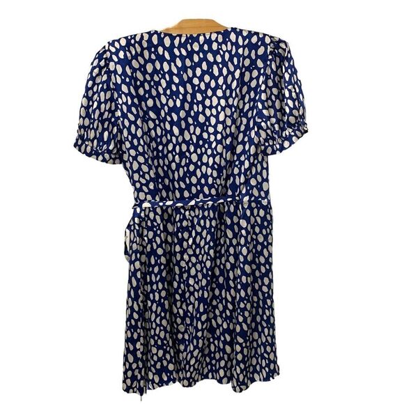 Reformation | Dress Silk Mini V Neck Wrap V Neck Short Sleeve Polka Dots- Large - Picture 8 of 8